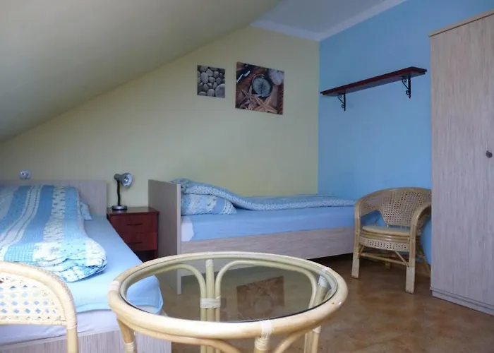 Pokoje Pod Lasem