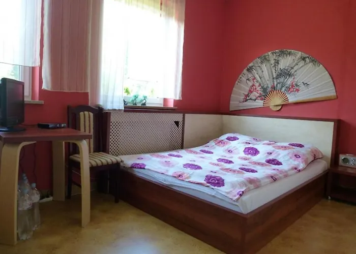 Pokoje Pod Lasem
